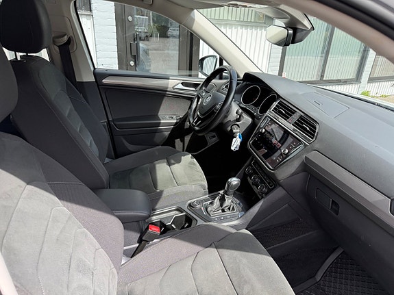 Volkswagen Tiguan Allspace 5 of 29