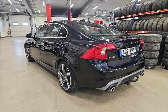 Volvo S60 8 of 19