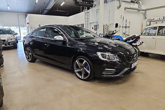 Volvo S60 4 of 19
