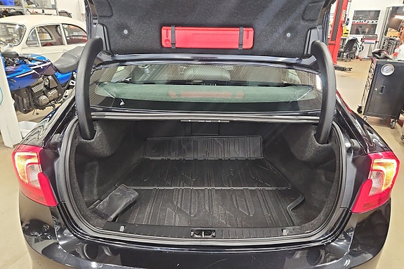 Volvo S60 7 of 19