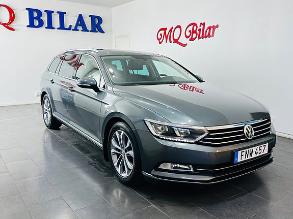 Volkswagen Passat 2 of 28