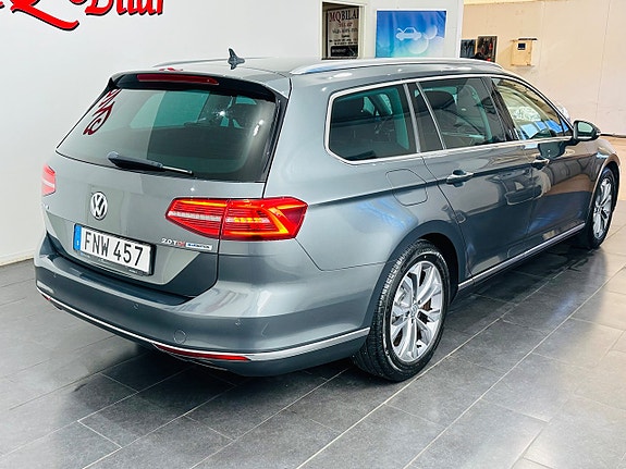 Volkswagen Passat 8 of 28
