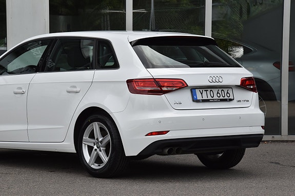 Audi A3 6 of 23