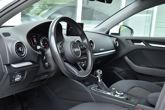 Audi A3 9 of 23