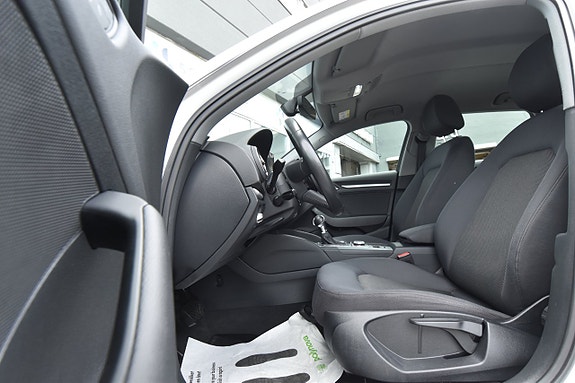 Audi A3 10 of 23