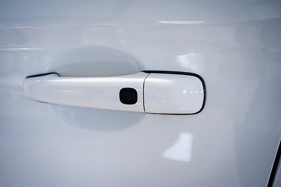 Volvo XC60 14 of 30