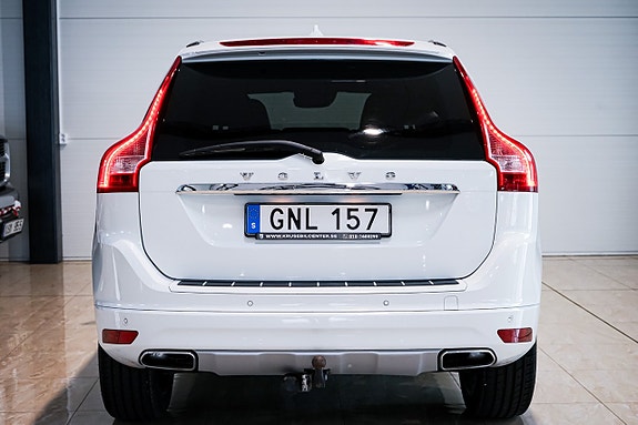 Volvo XC60 8 of 30