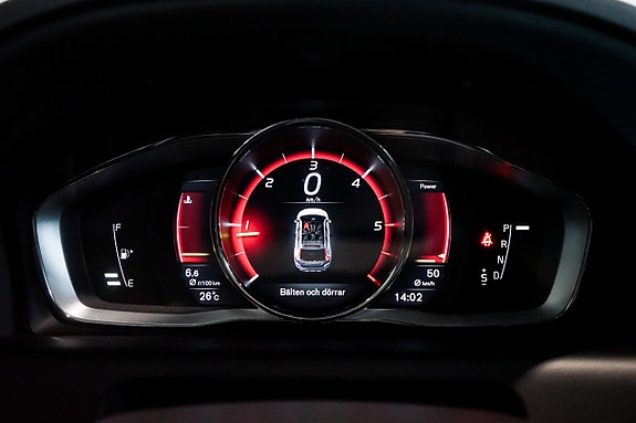 Volvo XC60 15 of 30
