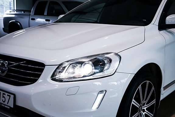 Volvo XC60 5 of 30
