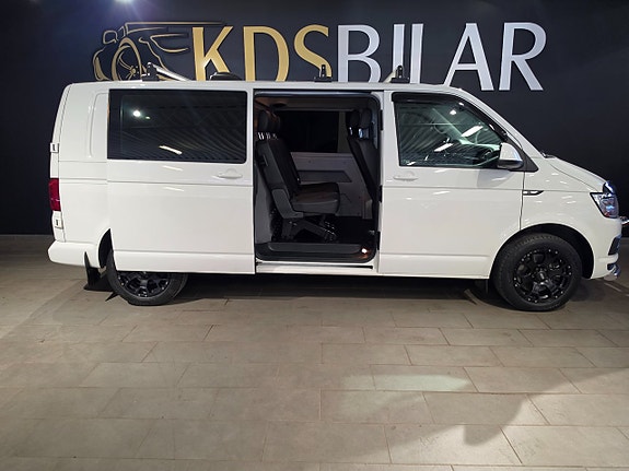 Volkswagen Transporter 7 of 15