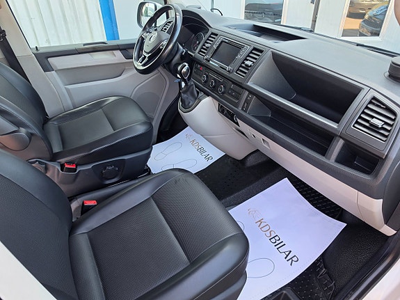 Volkswagen Transporter 8 of 15