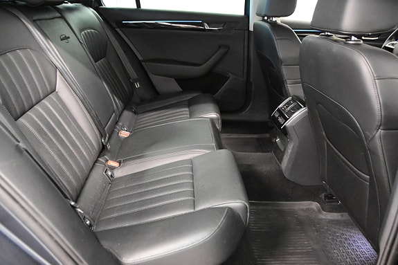 Skoda Superb 15 of 24