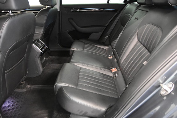 Skoda Superb 14 of 24