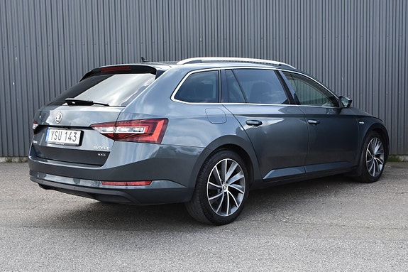 Skoda Superb 2 of 24