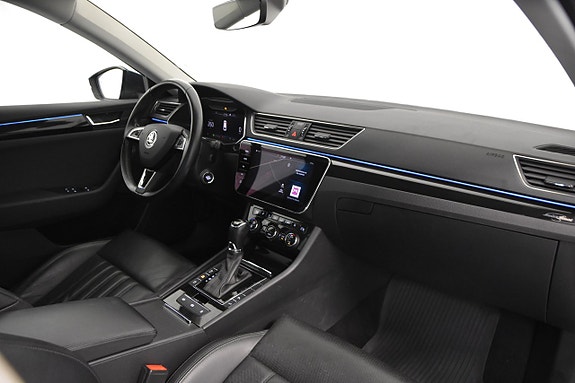 Skoda Superb 17 of 24