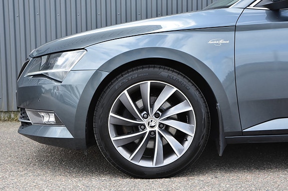 Skoda Superb 5 of 24