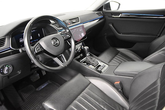 Skoda Superb 11 of 24