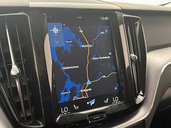 Volvo XC60 18 of 30