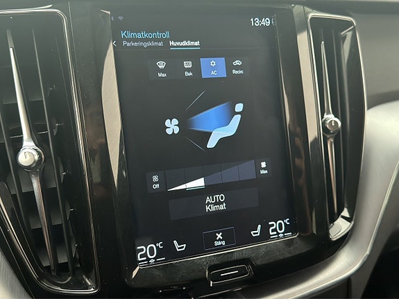 Volvo XC60 23 of 30