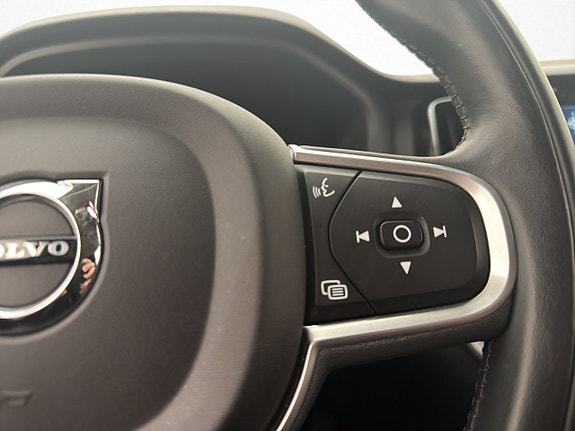 Volvo XC60 27 of 30