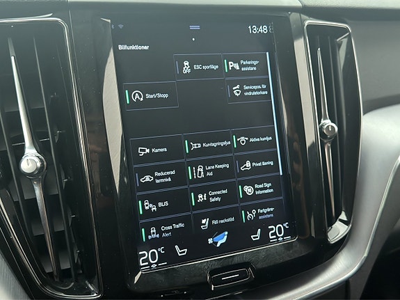Volvo XC60 21 of 30