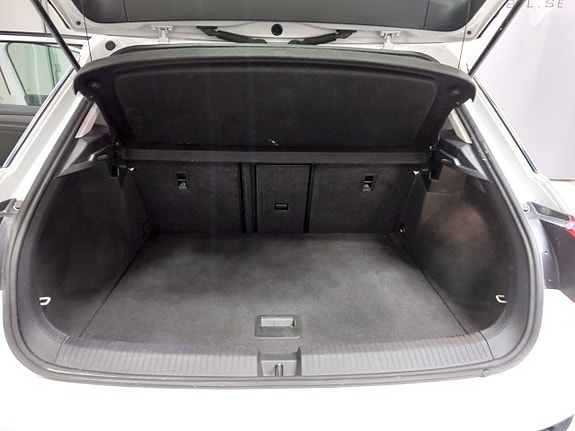 Volkswagen T-Roc 14 of 14