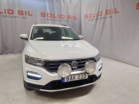 Volkswagen T-Roc 3 of 14