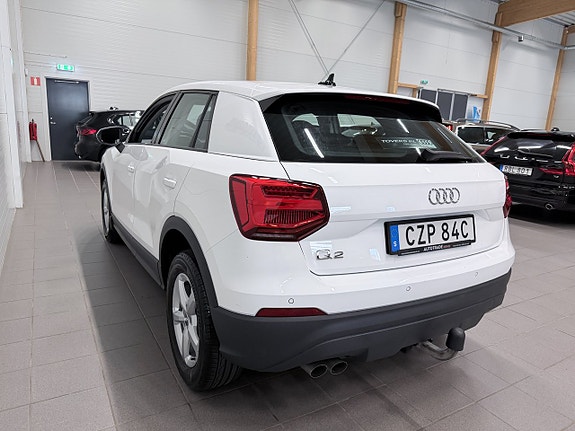 Audi Q2 10 of 18