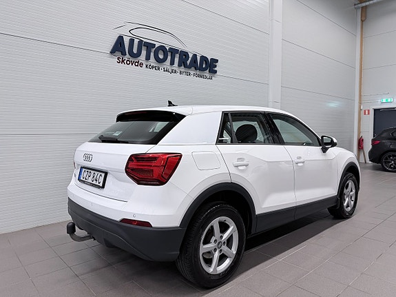 Audi Q2 7 of 18