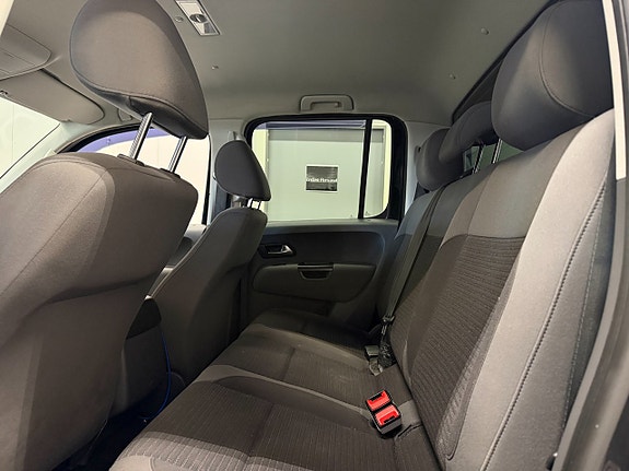 Volkswagen Amarok 20 of 28