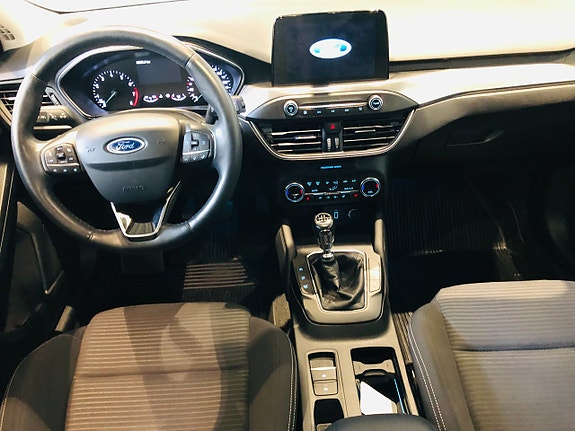 Ford Focus 8 of 9