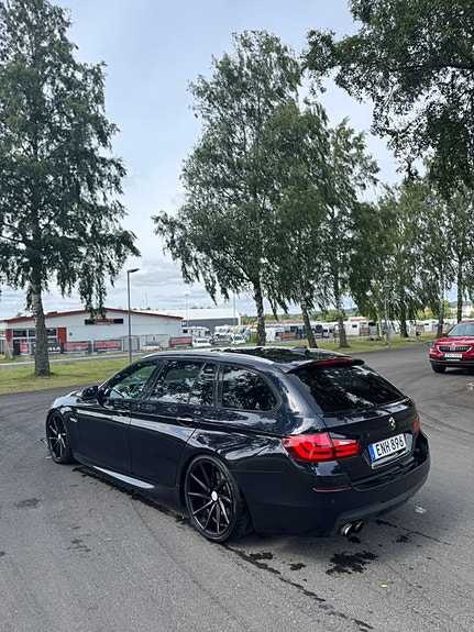 BMW 530d 4 of 9