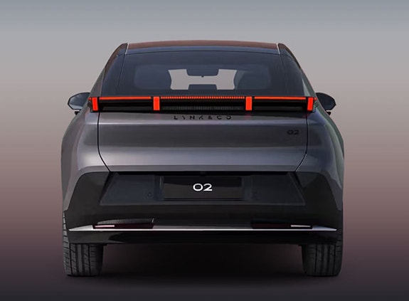 Lynk & Co 02 4 of 7