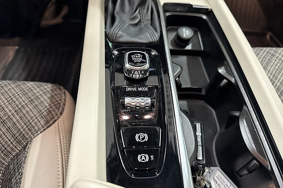 Volvo V60 Cross Country 16 of 16