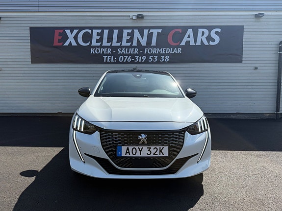 Peugeot 208 2 of 20