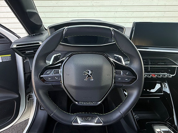 Peugeot 208 11 of 20