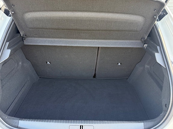 Peugeot 208 19 of 20