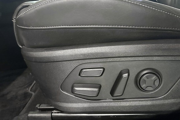 Kia Sorento 23 of 30