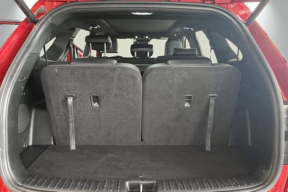 Kia Sorento 16 of 30