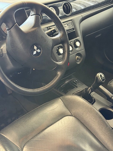 Mitsubishi Outlander 7 of 7