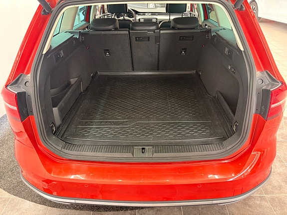 Volkswagen Passat Alltrack 7 of 7