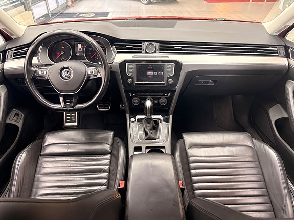 Volkswagen Passat Alltrack 4 of 7