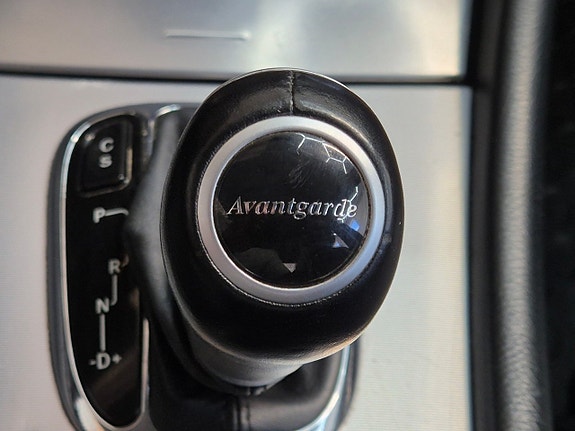Mercedes-Benz C200 9 of 22