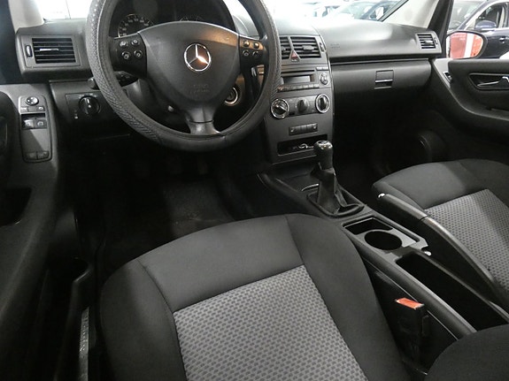 Mercedes-Benz A150 7 of 15