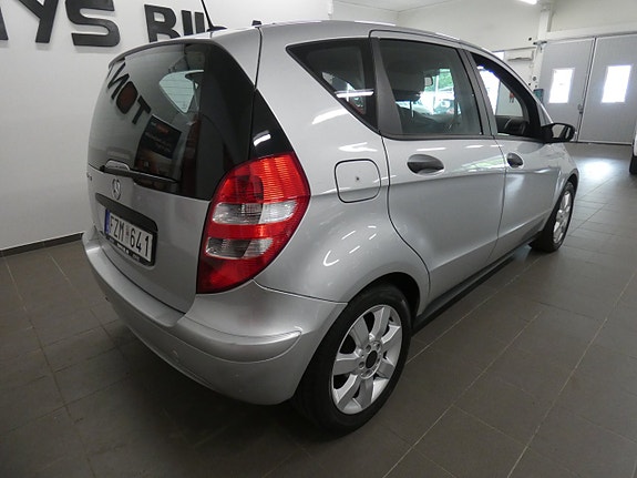 Mercedes-Benz A150 5 of 15