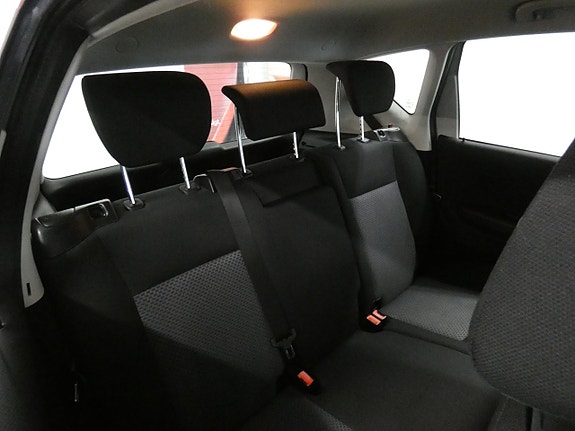 Mercedes-Benz A150 14 of 15