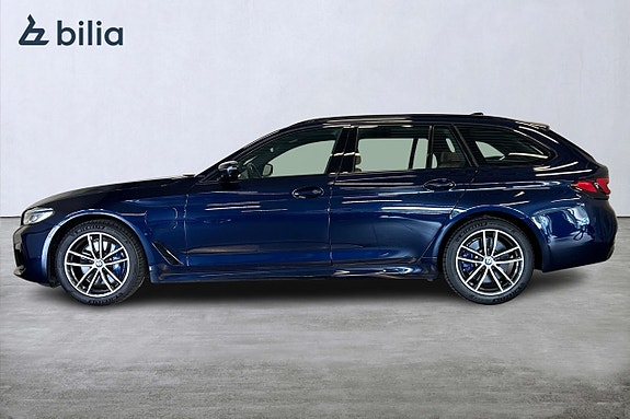 BMW 530e 4 of 25
