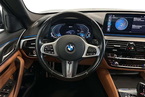 BMW 530e 11 of 25