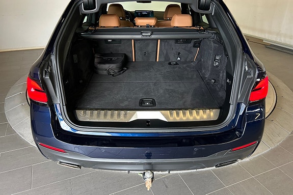 BMW 530e 20 of 25