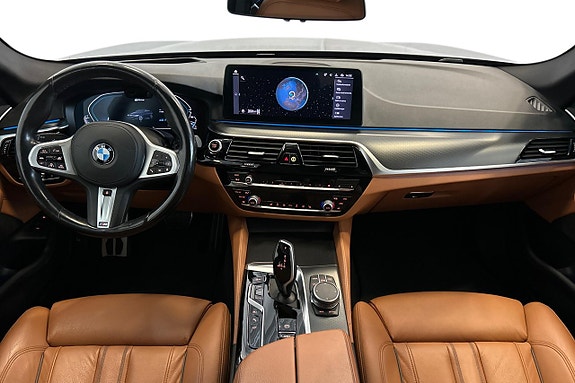 BMW 530e 15 of 25